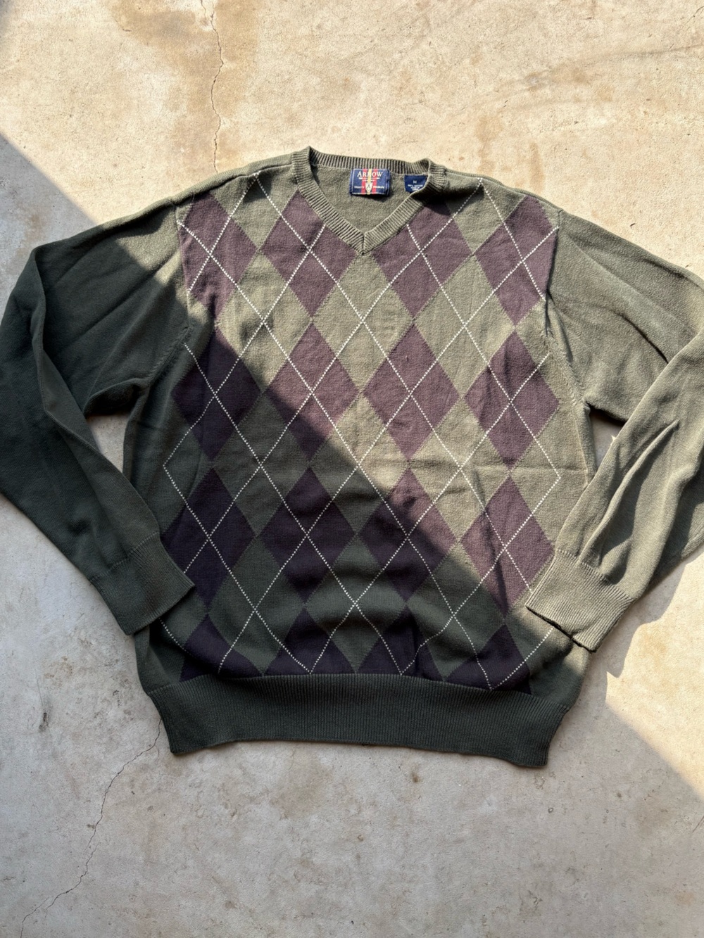 2000s Arrow Argyle V-Neck Sweater